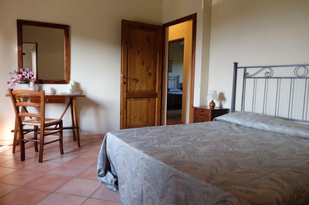 Podere L'Ulivo ซานมีเนียโต ภายนอก รูปภาพ